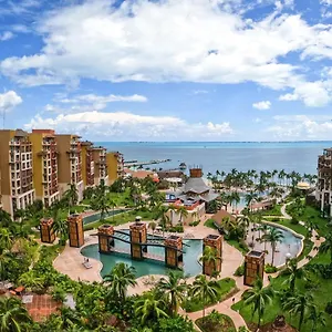 Del Palmar And Cancún